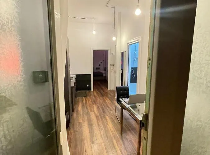 Apartment Show House *