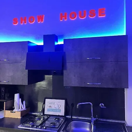 Show House Turin